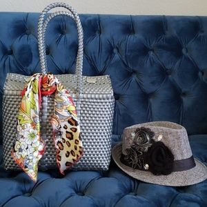 HANDMADE SILVER BAG WITH SCARF!!😍
